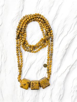 COLLAR MADERA CUADRADOS