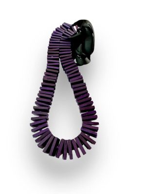 COLLAR CUADROS MADERA