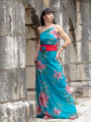 VESTIDO TUL ESCOTE ASIMETRICO