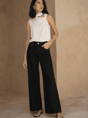 TOP ESCOTE CUT OUT